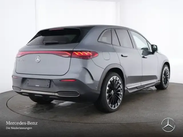 Mercedes-Benz EQE SUV
