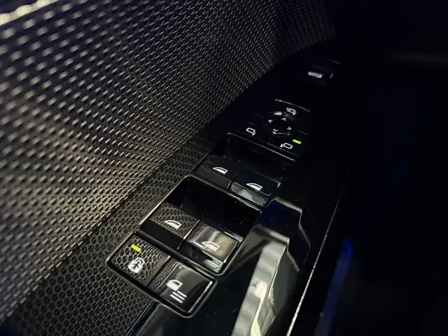 BMW 740