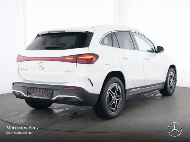 Mercedes-Benz EQA 300