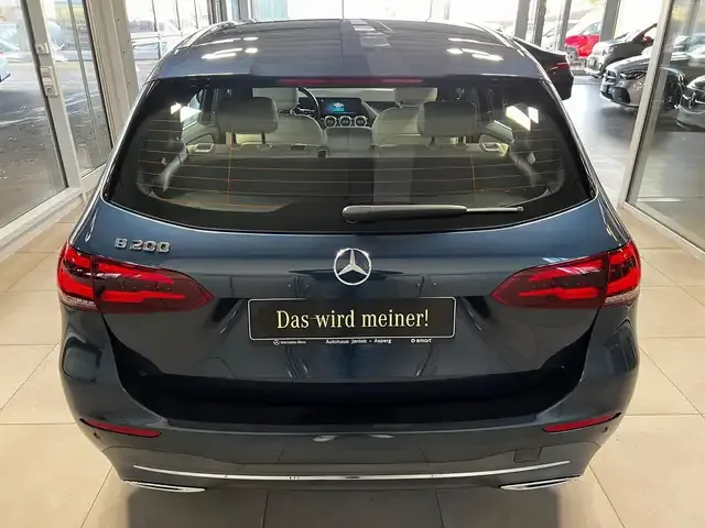 Mercedes-Benz B 200