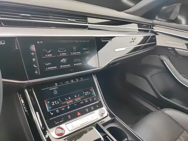 Audi S8