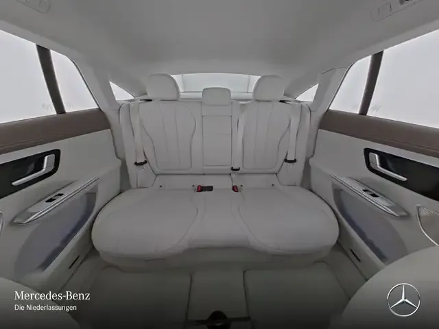 Mercedes-Benz EQE 350
