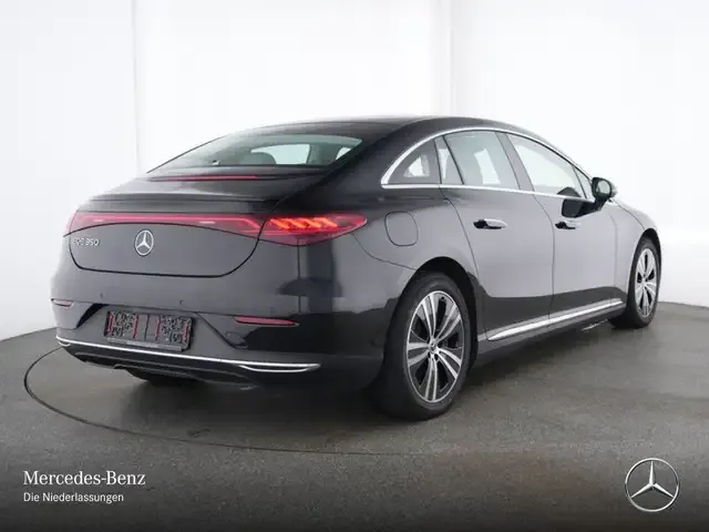 Mercedes-Benz EQE 350