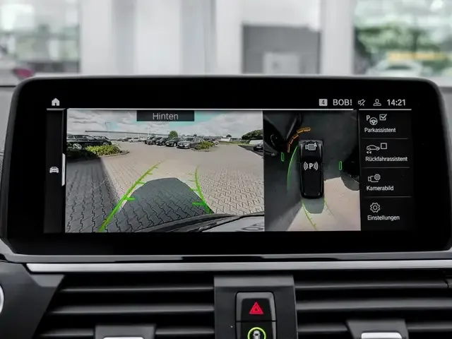 BMW iX3