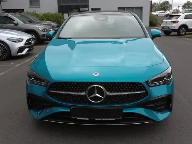 Mercedes-Benz CLA 200