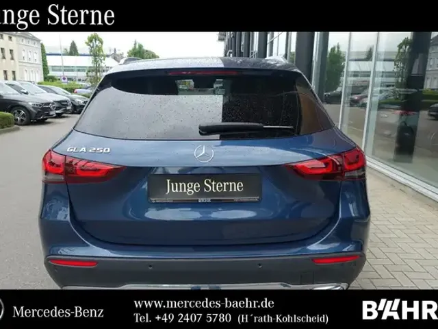 Mercedes-Benz GLA 250