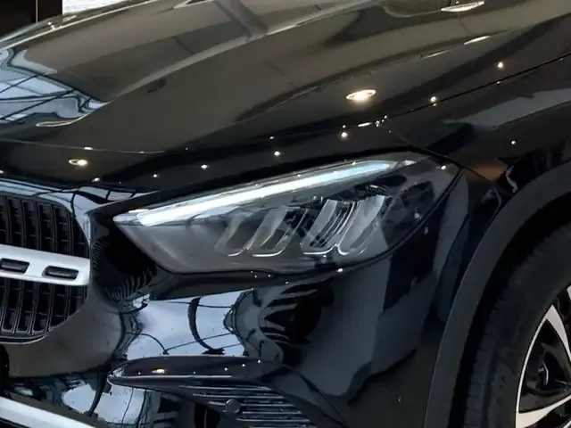 Mercedes-Benz GLA 180