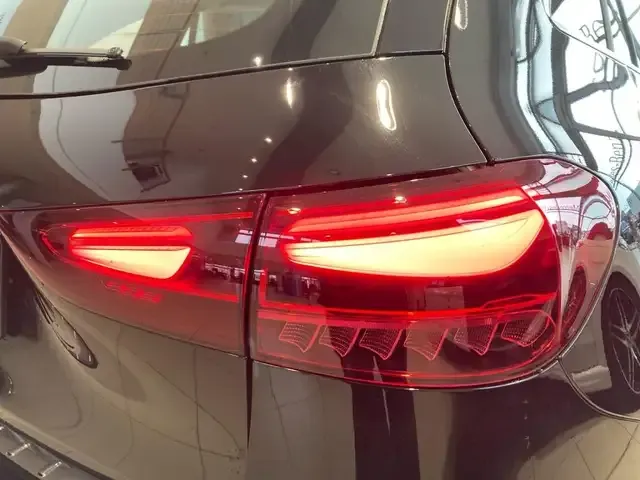 Mercedes-Benz GLA 180