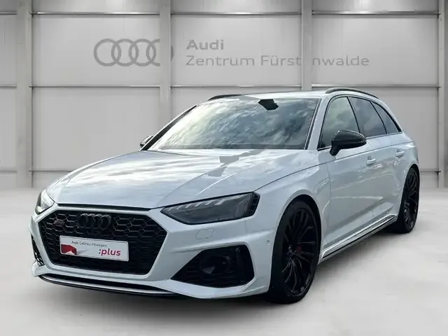 Audi RS4