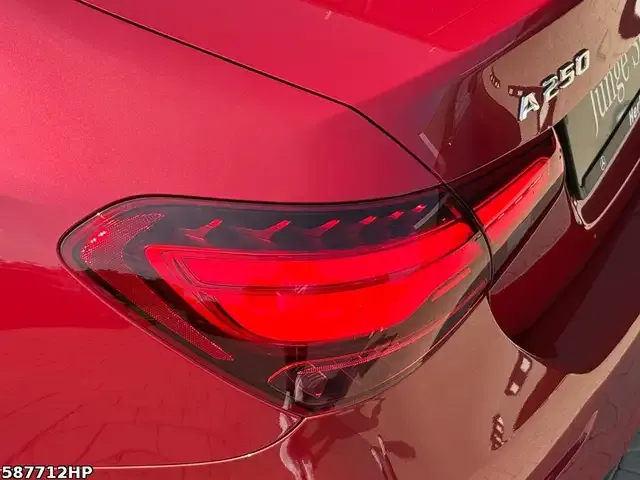 Mercedes-Benz A 250