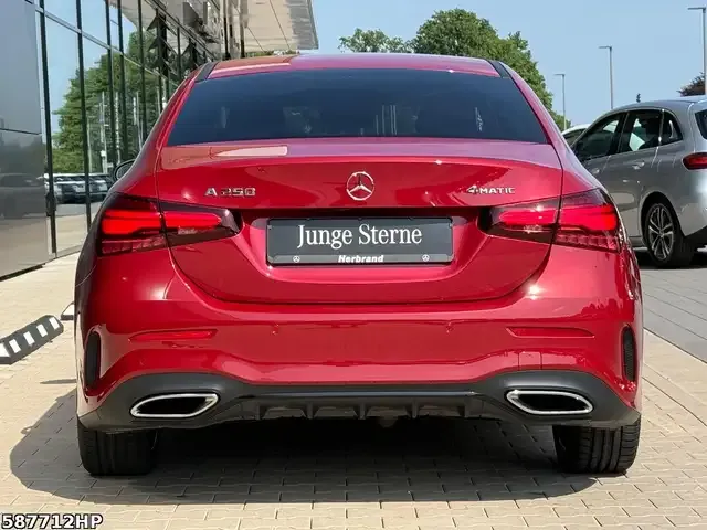 Mercedes-Benz A 250