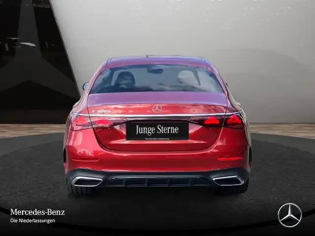 Mercedes-Benz E 300