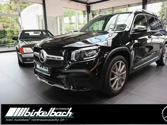 Mercedes-Benz GLB 200