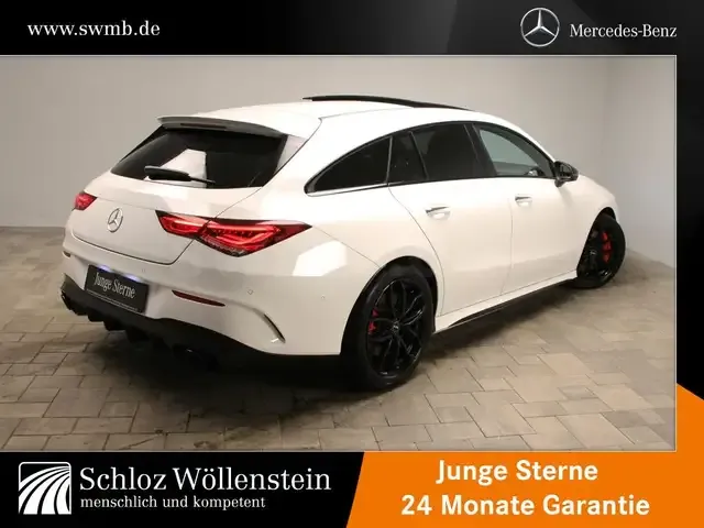 Mercedes-Benz CLA 35 AMG