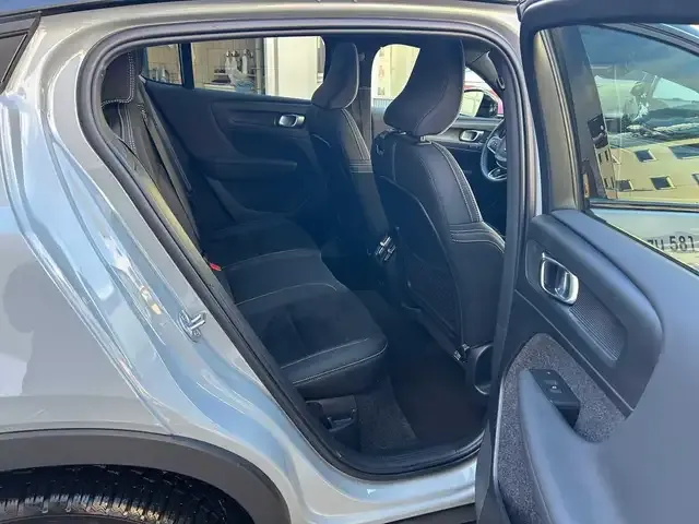 Volvo C40
