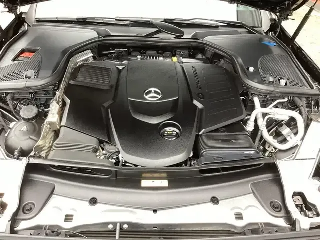 Mercedes-Benz E 400