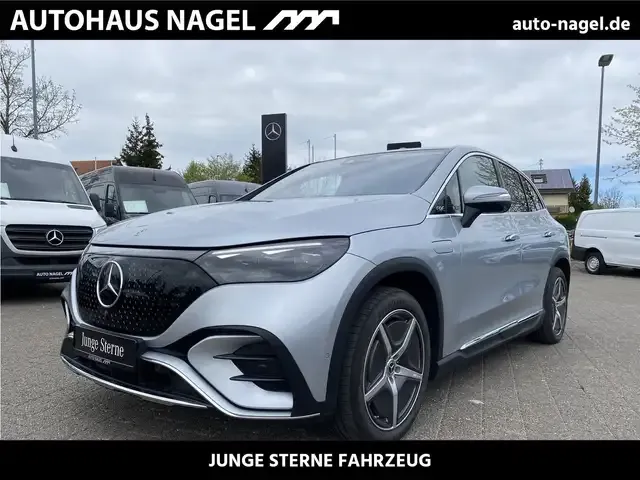Mercedes-Benz EQE SUV