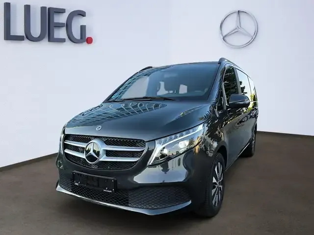 Mercedes-Benz V 250