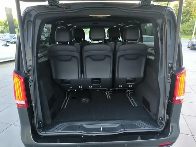 Mercedes-Benz V 250