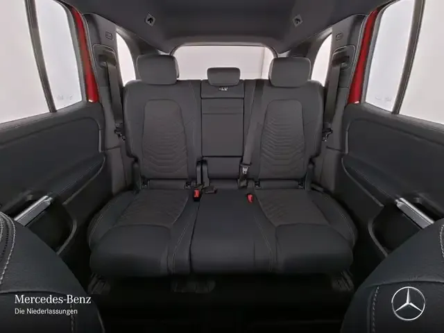 Mercedes-Benz EQB 300
