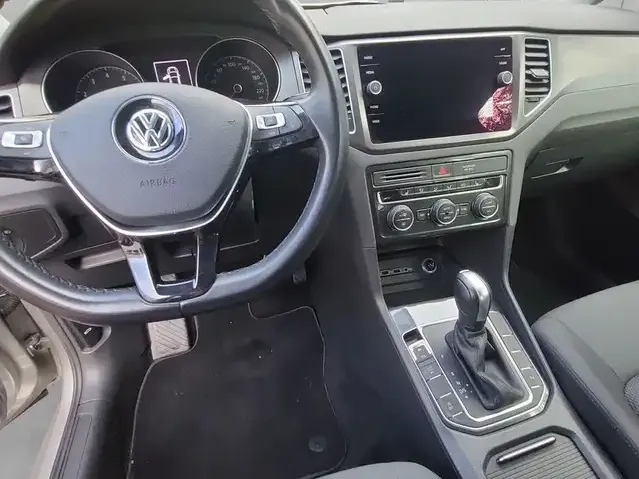 Volkswagen Golf Sportsvan