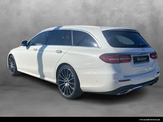 Mercedes-Benz E 200