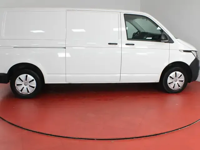 Volkswagen T6.1 Transporter