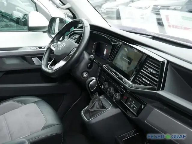 Volkswagen T6.1 Multivan