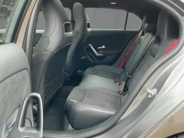 Mercedes-Benz A 35 AMG