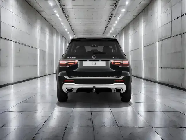 Mercedes-Benz GLB 220