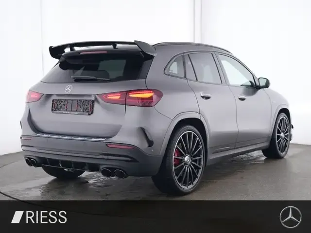 Mercedes-Benz GLA 45 AMG