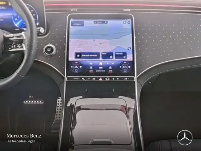 Mercedes-Benz EQE SUV