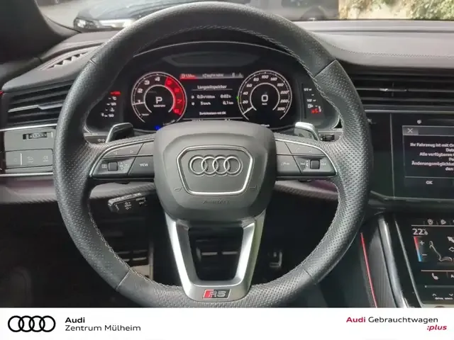 Audi RS Q8