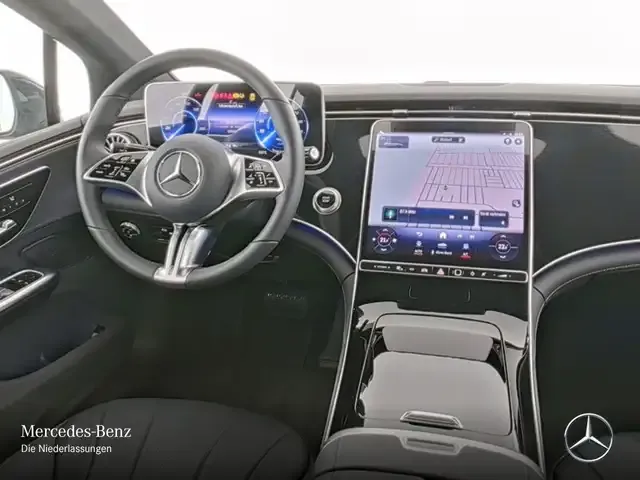 Mercedes-Benz EQE 300