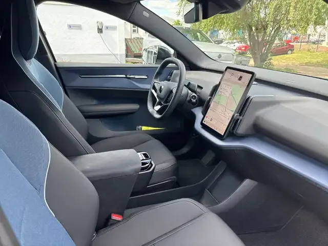 Volvo EX30
