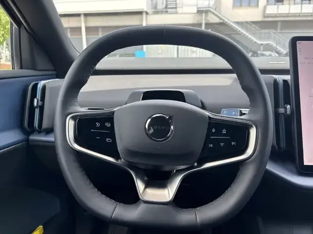 Volvo EX30