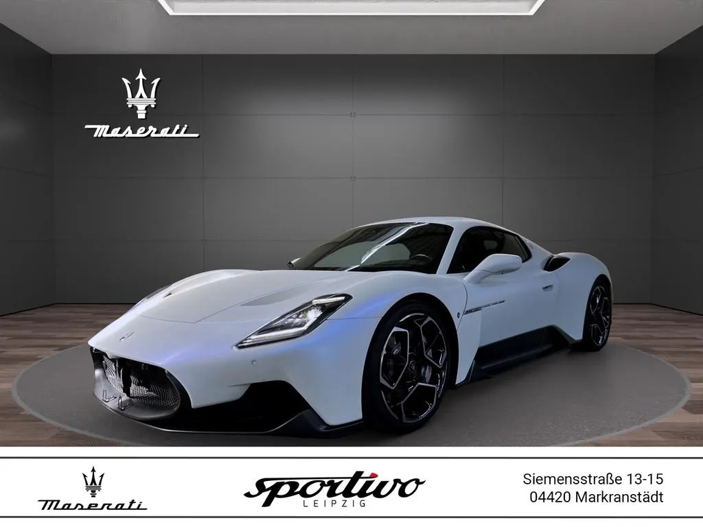 Maserati MC20