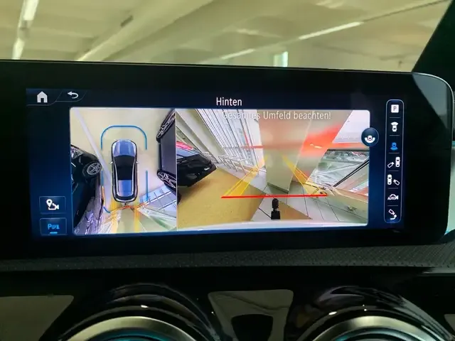 Mercedes-Benz CLA 180