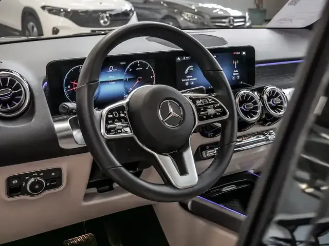 Mercedes-Benz GLB 200