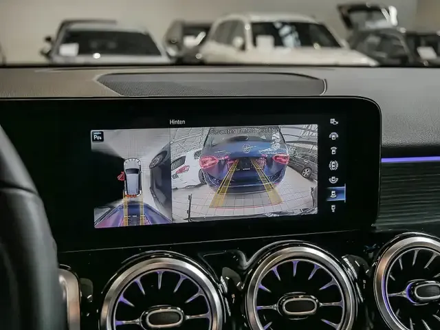 Mercedes-Benz GLB 200