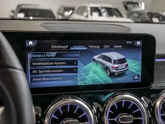 Mercedes-Benz GLB 200