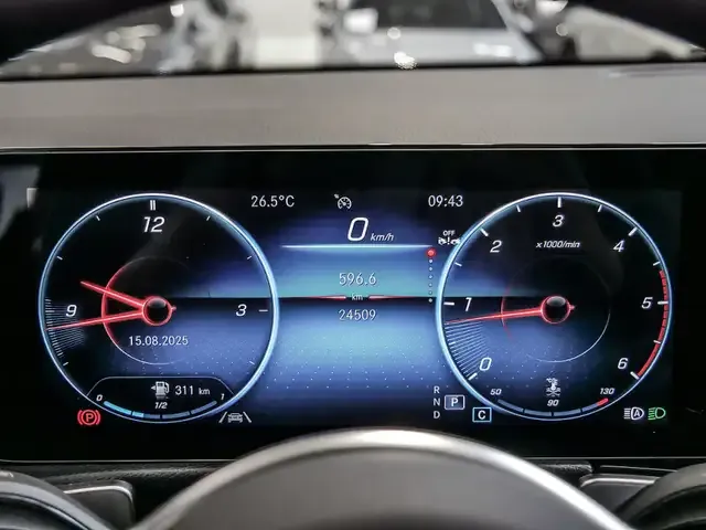 Mercedes-Benz GLB 200