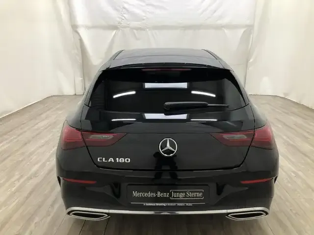 Mercedes-Benz CLA 180