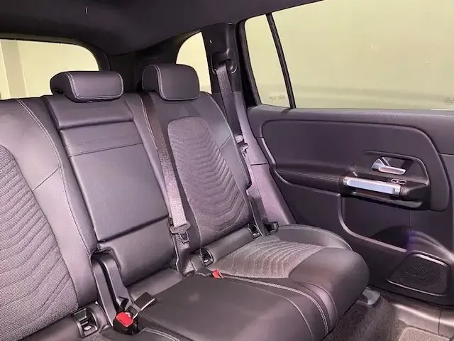 Mercedes-Benz EQB 300