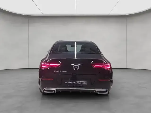 Mercedes-Benz CLA 250