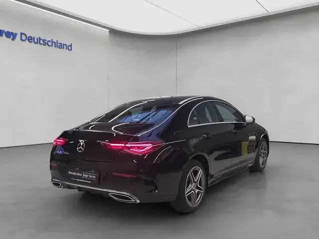 Mercedes-Benz CLA 250