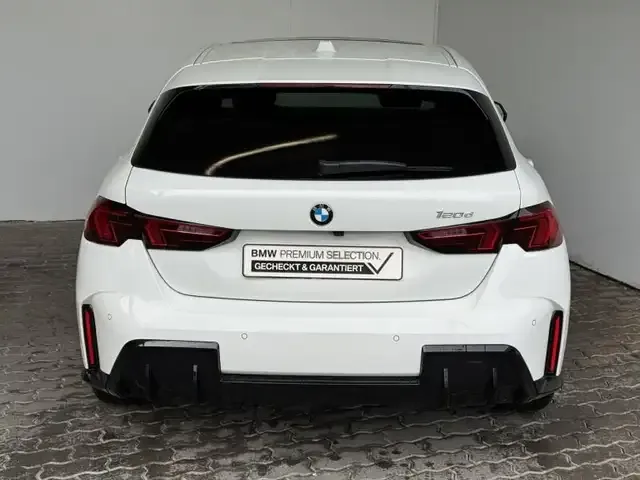 BMW 120