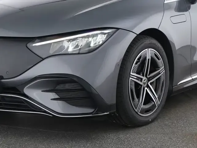 Mercedes-Benz EQE 350