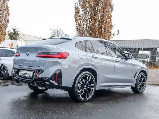 BMW X4 M