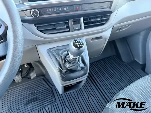 Volkswagen T7 Transporter